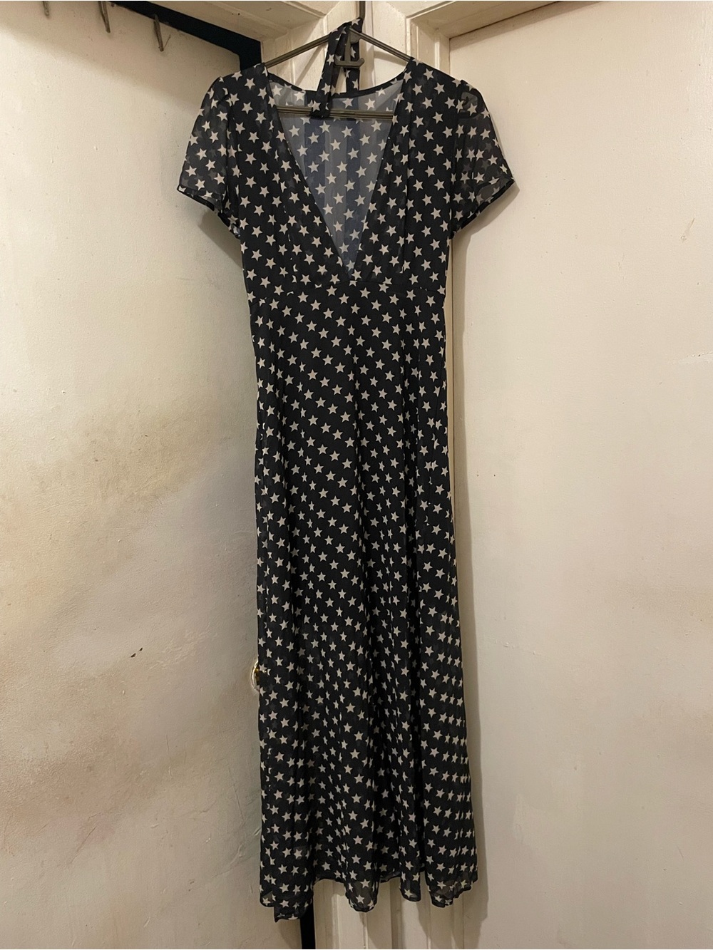 Star Print Black Maxi Dress with V-Neck Size Small